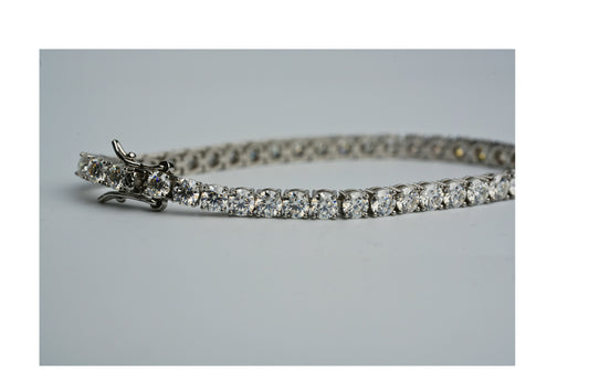 Aurelia 4.0mm Moissanite Tennis Bracelet – 8.8ct total | D Color VVS | 925 Sterling Silver