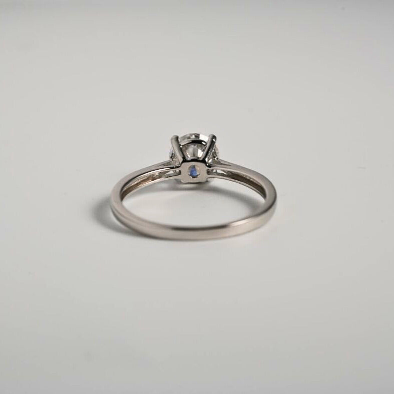 Aurora Round Brilliant Moissanite Ring – 1ct center stone | 925 Sterling Silver | Premium Setting