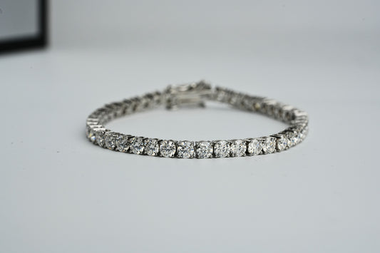 Aurelia 4.0mm Moissanite Tennis Bracelet – 8.8ct total | D Color VVS | 925 Sterling Silver